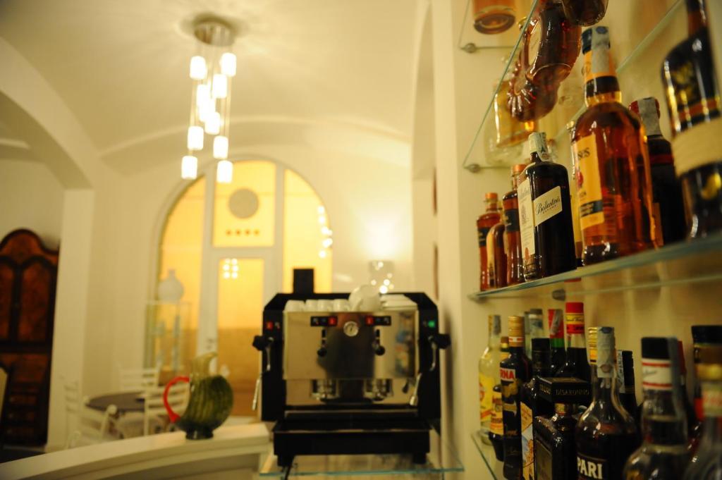 Albergo Le Dodici Lune Montecorvino Rovella エクステリア 写真